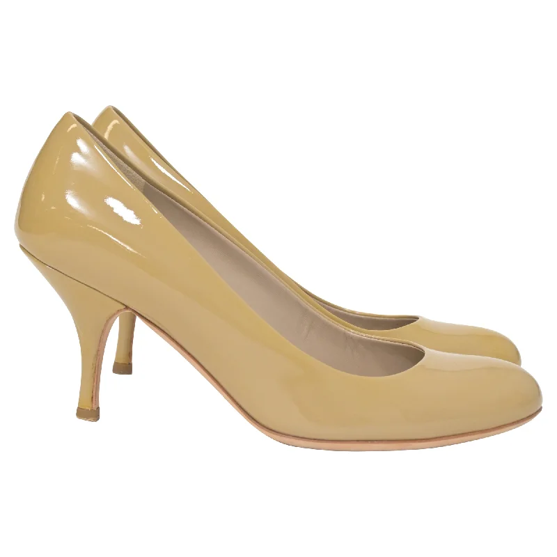 Women's pointed - toe slingback stiletto heel pumps in a peep - toe designMiu Miu Mid-Heel Pumps in Beige Patent Leather Women's pointed - toe slingback stiletto heel pumps in a peep - toe designMiu Miu Mid-Heel Pumps in Beige Patent Leather