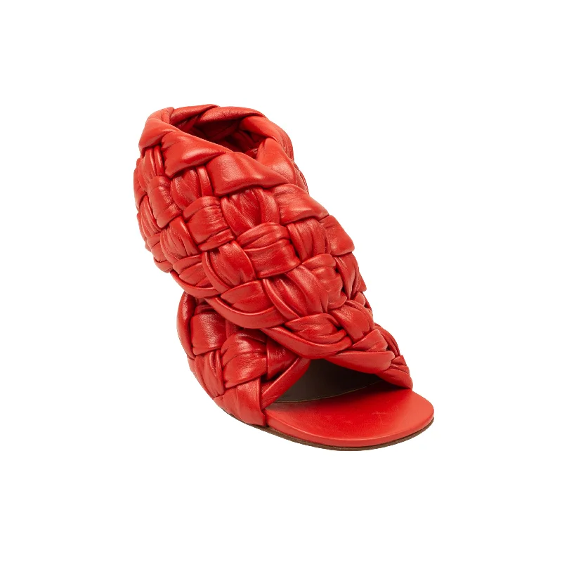 Women's mustard yellow stiletto heel pumps for a trendy pop of colorBottega Veneta Leather Twist Knot Handle Clutch Bag - Eggnog Women's mustard yellow stiletto heel pumps for a trendy pop of colorBottega Veneta Leather Twist Knot Handle Clutch Bag - Eggnog