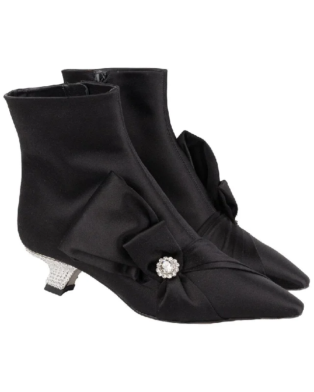 Women's cork - sole stiletto heel pumps for a natural touchRoger Vivier Lavalliere Strass Heel Satin Bootie Women's cork - sole stiletto heel pumps for a natural touchRoger Vivier Lavalliere Strass Heel Satin Bootie