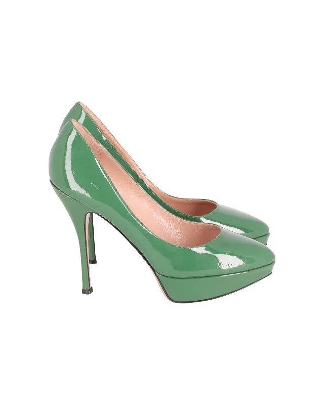 Women's red - carpet stiletto heel pumps for a glamorous eventValentino Platform Pumps in Green Patent Leather Women's red - carpet stiletto heel pumps for a glamorous eventValentino Platform Pumps in Green Patent Leather
