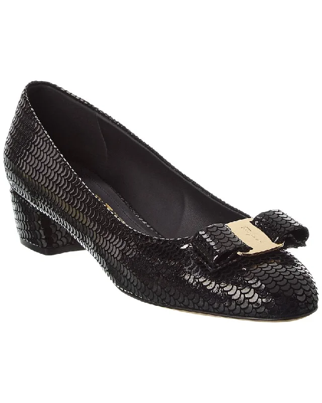 Women's burgundy stiletto heel pumps for a sophisticated appearanceFerragamo Vara Bow Suede Pump Women's burgundy stiletto heel pumps for a sophisticated appearanceFerragamo Vara Bow Suede Pump