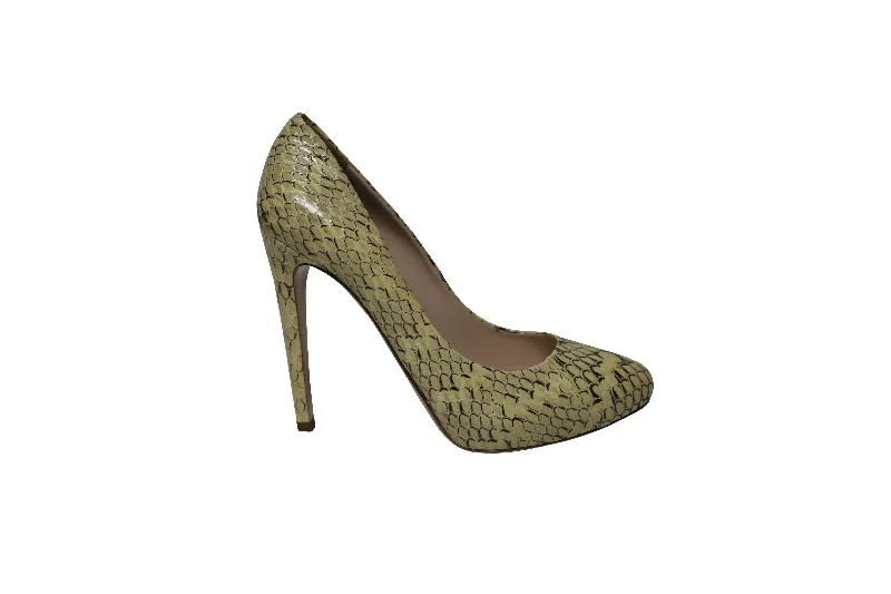 Women's holiday party stiletto heel pumps with a festive touchMiu Miu Calzature Donna Heels in Animal Print Animal Skin Women's holiday party stiletto heel pumps with a festive touchMiu Miu Calzature Donna Heels in Animal Print Animal Skin