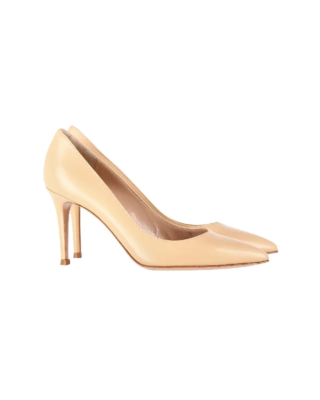 Women's adjustable - strap stiletto heel pumps for a customizable fitGianvito Rossi 85 Pointed Pumps in Nude Leather Women's adjustable - strap stiletto heel pumps for a customizable fitGianvito Rossi 85 Pointed Pumps in Nude Leather