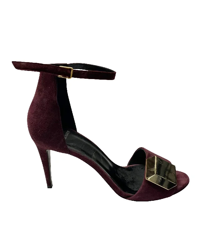Women's patent leather stiletto heel pumps with a high - shine finishPierre Hardy 3D Cube Ankle Strap Heels in Burgundy Suede Women's patent leather stiletto heel pumps with a high - shine finishPierre Hardy 3D Cube Ankle Strap Heels in Burgundy Suede