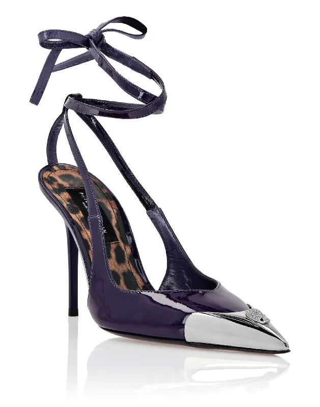 Women's evening gala stiletto heel pumps in a long - lasting colorPatent Leather Decollete Hi-Heels Crystal Skull Women's evening gala stiletto heel pumps in a long - lasting colorPatent Leather Decollete Hi-Heels Crystal Skull