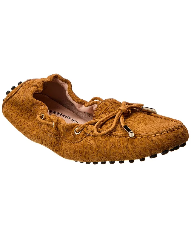 Women's Embroidered Floral Pattern Loafers in Beige for a Spring - Inspired Outfit TOD’s Alber Elbaz Suede Loafer Women's Embroidered Floral Pattern Loafers in Beige for a Spring - Inspired Outfit TOD’s Alber Elbaz Suede Loafer