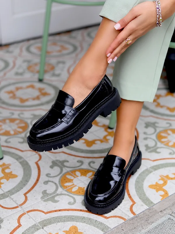 Women's Metallic Foil - Finish Loafers in Gold for a Glamorous Night Out IVAN