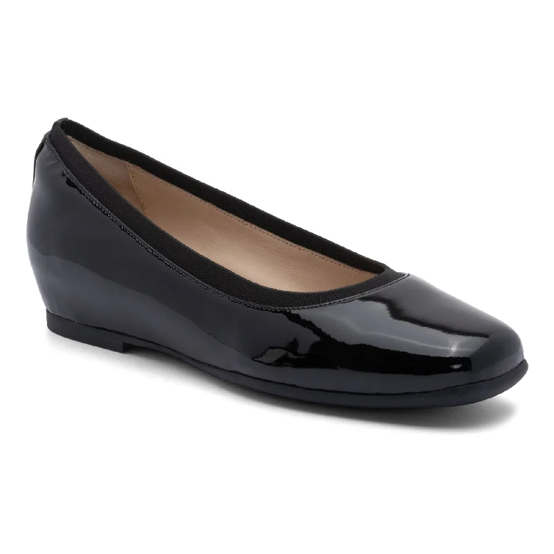 Women's Metallic Foil - Finish Loafers in Gold for a Glamorous Night Out Cadence Ballet Metatarsal Women's Metallic Foil - Finish Loafers in Gold for a Glamorous Night Out Cadence Ballet Metatarsal
