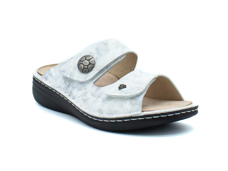 Women's Flat Slide Sandals with a Memory Foam Insole in White for All - Day Comfort Women's Flat Slide Sandals with a Memory Foam Insole in White for All - Day Comfort Women's Flat Slide Sandals with a Memory Foam Insole in White for All - Day Comfort FINN COMFORT Sansibar 2550