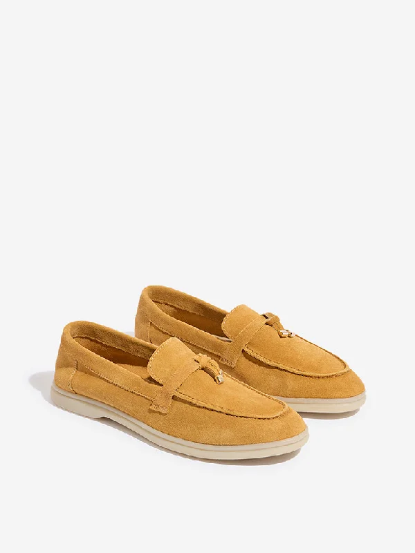 Women's Embroidered Floral Pattern Loafers in Beige for a Spring - Inspired Outfit Women's Leather - Strapped Sandals with a Braided Detail in Brown for a Rustic Appeal Women's Leather - Strapped Sandals with a Braided Detail in Brown for a Rustic Appeal Women's Leather - Strapped Sandals with a Braided Detail in Brown for a Rustic Appeal LUNA BLU Mustard Faux-Suede Loafers Women's Embroidered Floral Pattern Loafers in Beige for a Spring - Inspired Outfit Women's Leather - Strapped Sandals with a Braided Detail in Brown for a Rustic Appeal Women's Leather - Strapped Sandals with a Braided Detail in Brown for a Rustic Appeal Women's Leather - Strapped Sandals with a Braided Detail in Brown for a Rustic Appeal LUNA BLU Mustard Faux-Suede Loafers