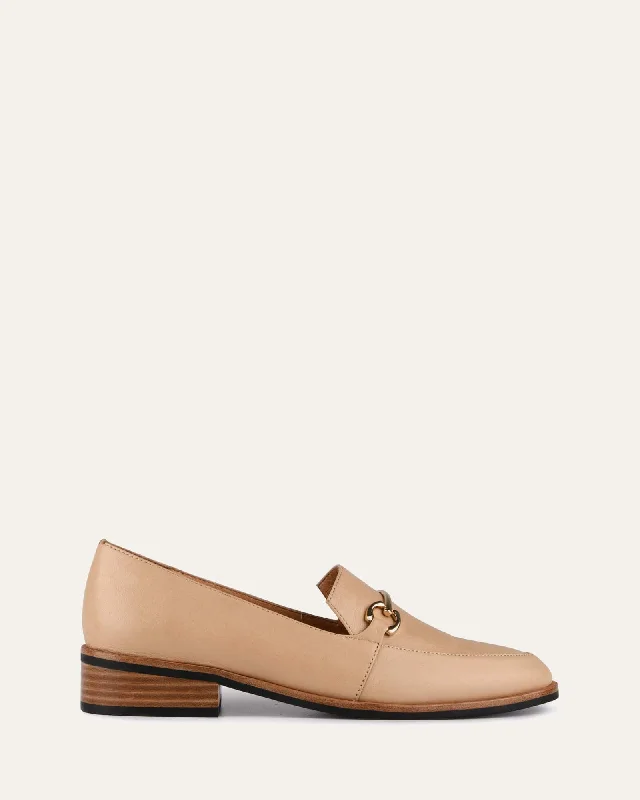 Women's Bow - Embellished Loafers in Red for a Feminine Touch Women's Bow - Embellished Loafers in Red for a Feminine Touch ROCKWELL LOAFERS CARAMEL LEATHER Women's Bow - Embellished Loafers in Red for a Feminine Touch Women's Bow - Embellished Loafers in Red for a Feminine Touch ROCKWELL LOAFERS CARAMEL LEATHER