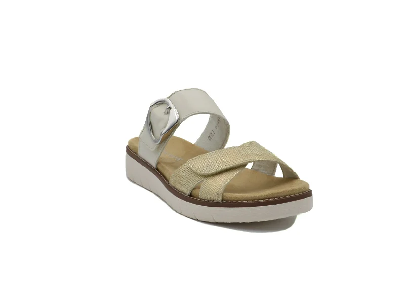 Women's Ankle - Strap Sandals with a Block Heel in Red for a Sophisticated Style Women's Ankle - Strap Sandals with a Block Heel in Red for a Sophisticated Style Women's Ankle - Strap Sandals with a Block Heel in Red for a Sophisticated Style REMONTE D204860