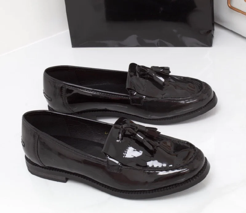 Women's Tassel - Trimmed Loafers with a Low Heel in Olive Green for a Trendy Twist Ava - Black Patent Tassle Loafer Women's Tassel - Trimmed Loafers with a Low Heel in Olive Green for a Trendy Twist Ava - Black Patent Tassle Loafer
