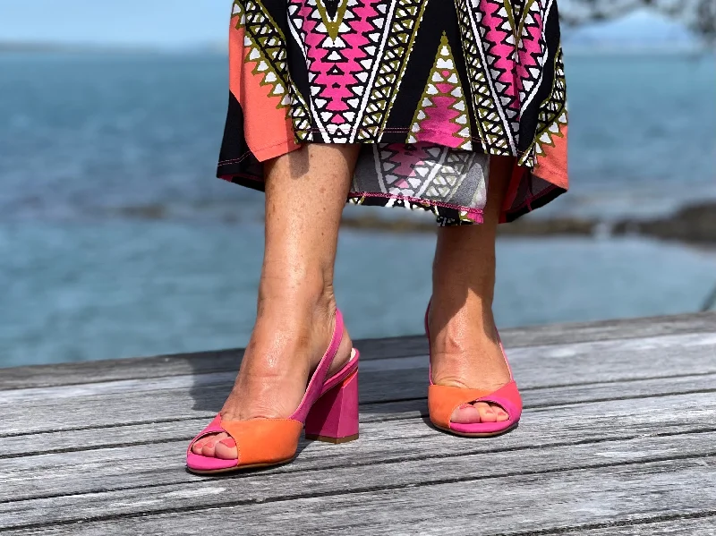 Women's Sandals with a Floral - Printed Upper in Pink for a Feminine Spring Look Women's Sandals with a Floral - Printed Upper in Pink for a Feminine Spring Look Women's Sandals with a Floral - Printed Upper in Pink for a Feminine Spring Look Chrissie Ritz