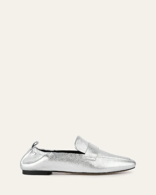 Women's Premium Leather Tassel Loafers in Dark Brown for a Classic Office Look Women's Premium Leather Tassel Loafers in Dark Brown for a Classic Office Look BOWEN LOAFERS SILVER LEATHER Women's Premium Leather Tassel Loafers in Dark Brown for a Classic Office Look Women's Premium Leather Tassel Loafers in Dark Brown for a Classic Office Look BOWEN LOAFERS SILVER LEATHER