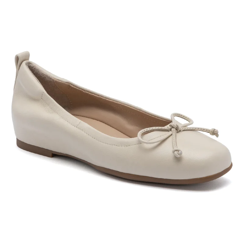 Women's Fur - Lined Loafers in Tan for a Cozy Winter Option Cadence Bow