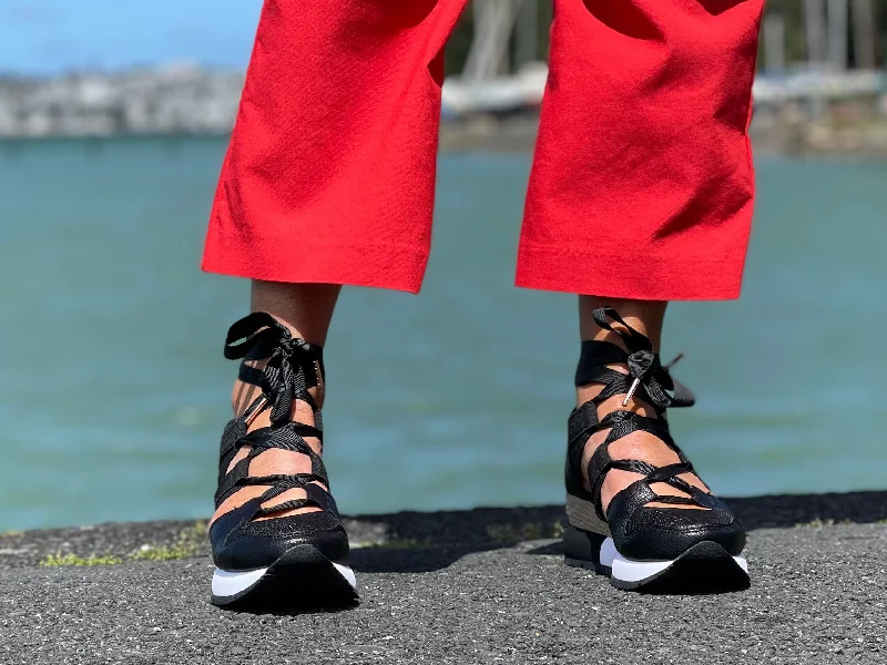 Women's Ankle - Strap Sandals with a Block Heel in Red for a Sophisticated Style Women's Ankle - Strap Sandals with a Block Heel in Red for a Sophisticated Style Women's Ankle - Strap Sandals with a Block Heel in Red for a Sophisticated Style Gioseppo Lisserd available in 2 colours