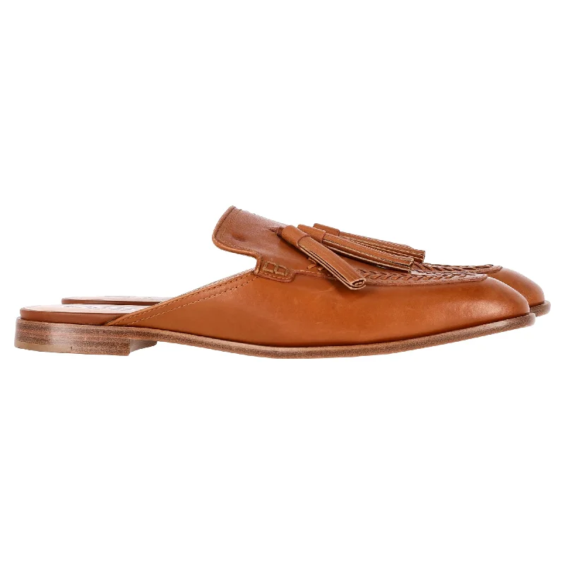 Women's Premium Leather Tassel Loafers in Dark Brown for a Classic Office Look Tod's Flat Mules in Brown Leather Women's Premium Leather Tassel Loafers in Dark Brown for a Classic Office Look Tod's Flat Mules in Brown Leather