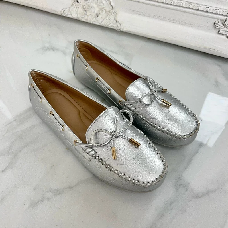 Women's Cashmere - Lined Loafers in Burgundy for Warmth in Winter Paige - Silver Embossed Driving Loafer Women's Cashmere - Lined Loafers in Burgundy for Warmth in Winter Paige - Silver Embossed Driving Loafer
