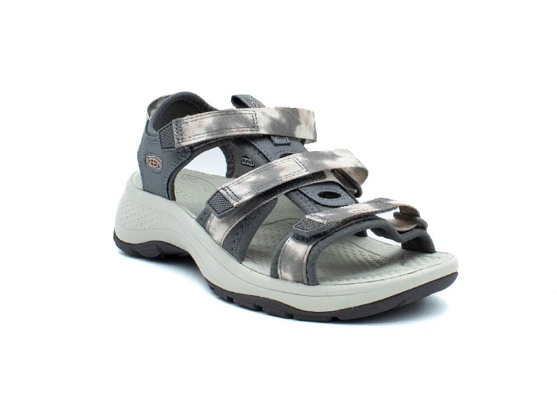 Women's Thong Sandals with a Beaded Design in Multicolor for a Beachy Aesthetic Women's Thong Sandals with a Beaded Design in Multicolor for a Beachy Aesthetic Women's Thong Sandals with a Beaded Design in Multicolor for a Beachy Aesthetic KEEN. ASTORIA WEST OPEN-TOE