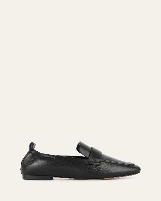 Women's Metallic Foil - Finish Loafers in Gold for a Glamorous Night Out Women's Metallic Foil - Finish Loafers in Gold for a Glamorous Night Out BOWEN LOAFERS BLACK LEATHER Women's Metallic Foil - Finish Loafers in Gold for a Glamorous Night Out Women's Metallic Foil - Finish Loafers in Gold for a Glamorous Night Out BOWEN LOAFERS BLACK LEATHER