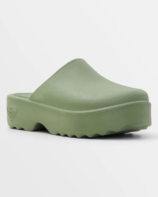 Women's Sandals with a Floral - Printed Upper in Pink for a Feminine Spring LookMaddy Platform Clogs - Oil Green Women's Sandals with a Floral - Printed Upper in Pink for a Feminine Spring LookMaddy Platform Clogs - Oil Green