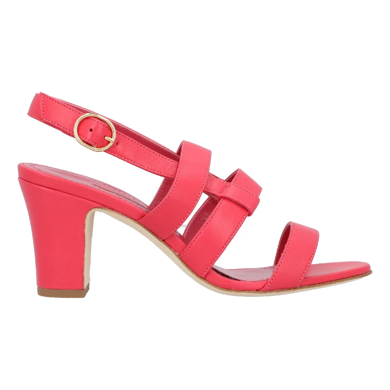 Women's Thong Sandals with a Beaded Design in Multicolor for a Beachy AestheticManolo Blahnik Memaarhi 070 Sandal Red Women's Thong Sandals with a Beaded Design in Multicolor for a Beachy AestheticManolo Blahnik Memaarhi 070 Sandal Red