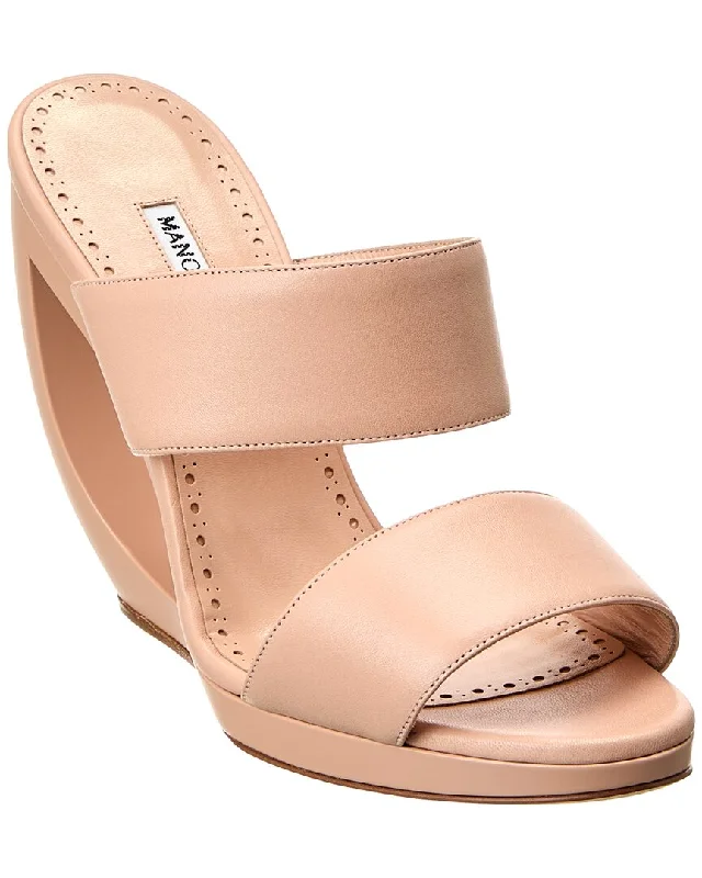 Women's Sandals with a Floral - Printed Upper in Pink for a Feminine Spring LookManolo Blahnik Welli 105 Leather Sandal Women's Sandals with a Floral - Printed Upper in Pink for a Feminine Spring LookManolo Blahnik Welli 105 Leather Sandal
