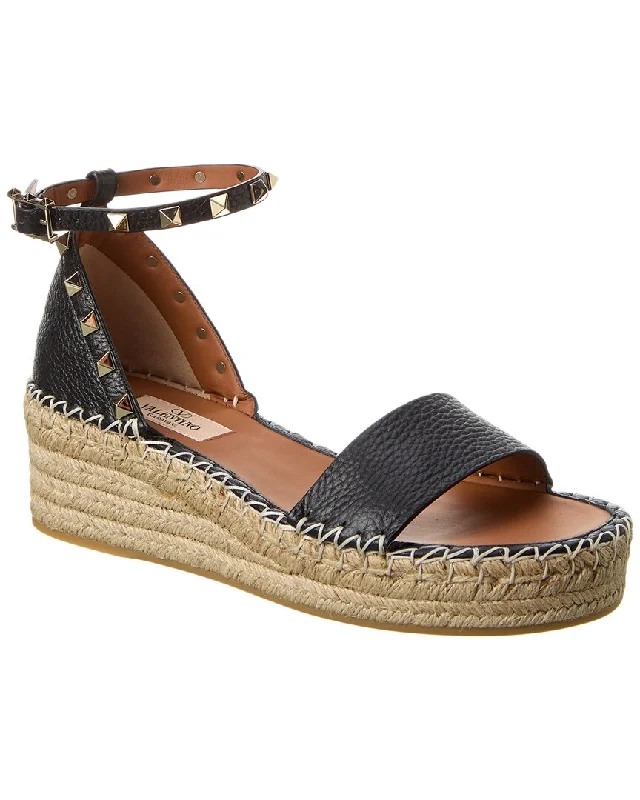Shock - Absorbing Women's Sandals with a Soft Insole in Black for Active LifestylesValentino Rockstud 55 Grainy Leather Platform Sandal Shock - Absorbing Women's Sandals with a Soft Insole in Black for Active LifestylesValentino Rockstud 55 Grainy Leather Platform Sandal