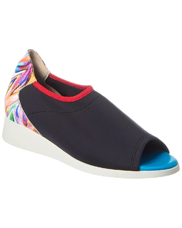 Slip - On Women's Canvas Sneakers in Navy for Easy and Effortless WearArche Gaorey Leather Sneaker Slip - On Women's Canvas Sneakers in Navy for Easy and Effortless WearArche Gaorey Leather Sneaker