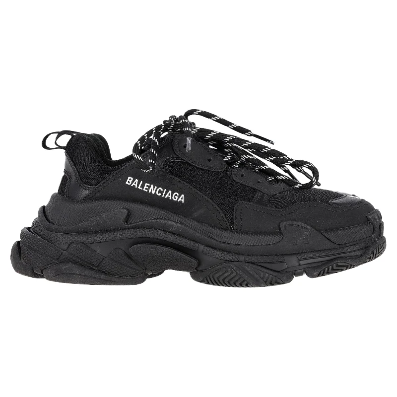 Vegan - Friendly Women's Sneakers Made from Recycled Materials for an Eco - Conscious ChoiceBalenciaga Triple S Sneakers in Black Polyester Vegan - Friendly Women's Sneakers Made from Recycled Materials for an Eco - Conscious ChoiceBalenciaga Triple S Sneakers in Black Polyester