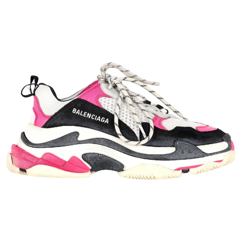 Breathable Mesh Women's Running Sneakers with Reflective Trim for Nighttime JoggingBalenciaga Triple S Sneakers in Pink/White/Black Polyurethane
