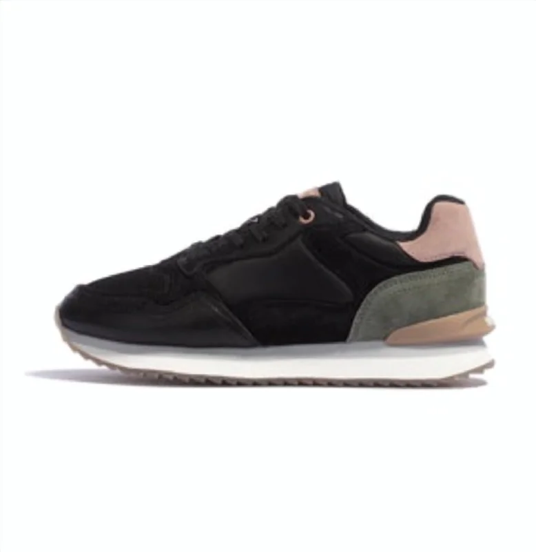 Women's Sneakers with Adjustable Straps for a Customized Fit During High - Impact ExercisesBeirut Sneaker In Black Women's Sneakers with Adjustable Straps for a Customized Fit During High - Impact ExercisesBeirut Sneaker In Black