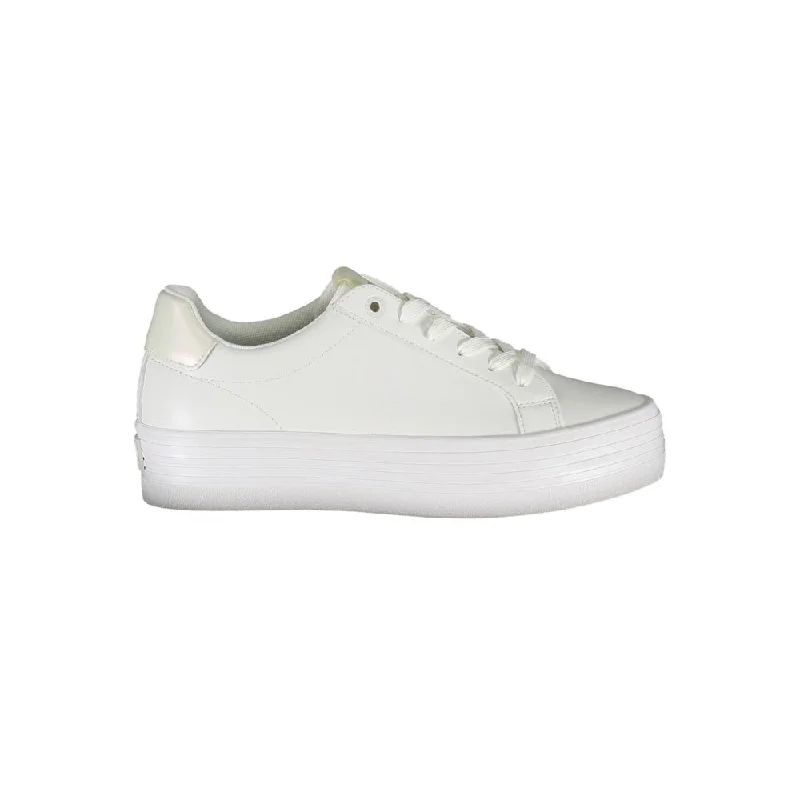 Vegan - Friendly Women's Sneakers Made from Recycled Materials for an Eco - Conscious ChoiceCalvin Klein Sleek  Lace-Up Sneakers with Contrast Women's Detail