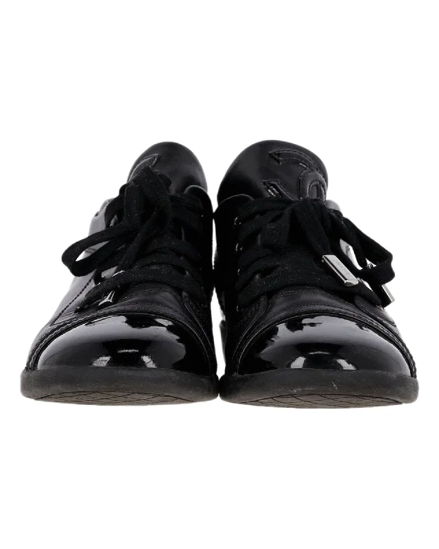 Women's Sneakers with Adjustable Straps for a Customized Fit During High - Impact ExercisesChanel CC Cap-Toe Low-Top Sneakers in Black Leather Women's Sneakers with Adjustable Straps for a Customized Fit During High - Impact ExercisesChanel CC Cap-Toe Low-Top Sneakers in Black Leather
