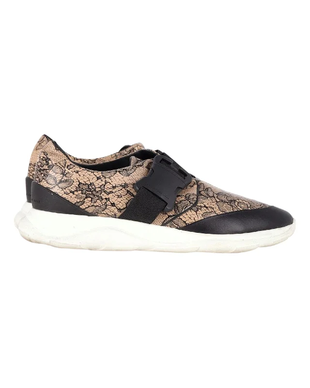 Women's Sneakers with Adjustable Straps for a Customized Fit During High - Impact ExercisesChristopher Kane Lace Pattern Sneakers in Beige Leather Women's Sneakers with Adjustable Straps for a Customized Fit During High - Impact ExercisesChristopher Kane Lace Pattern Sneakers in Beige Leather