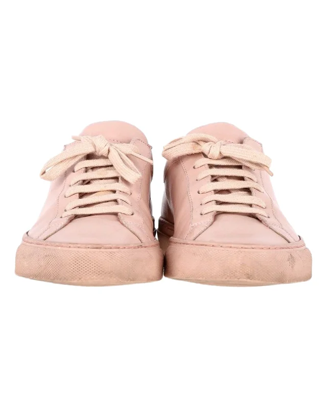 Chunky - Sole Women's Platform Sneakers in White for a Trendy Street Style LookCommon Projects Original Achilles Low Sneakers in Pink Leather Chunky - Sole Women's Platform Sneakers in White for a Trendy Street Style LookCommon Projects Original Achilles Low Sneakers in Pink Leather