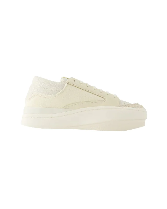 Women's Sneakers with Memory Foam Insoles for Exceptional Cushioning and ComfortLux Bball Low Sneakers - Y-3 - Leather - White Women's Sneakers with Memory Foam Insoles for Exceptional Cushioning and ComfortLux Bball Low Sneakers - Y-3 - Leather - White