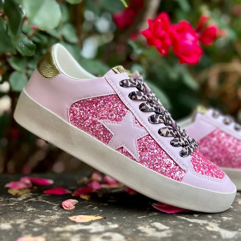Low - Top Women's Tennis Sneakers in Bright Neon for a Pop of Color on the CourtPink Stars In Cali Sneakers Low - Top Women's Tennis Sneakers in Bright Neon for a Pop of Color on the CourtPink Stars In Cali Sneakers