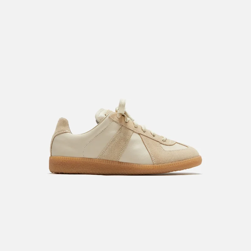 Women's Sneakers with Removable Insoles for Easy Cleaning and CustomizationMaison Margiela WMNS Replica Sneaker - Lamb / Papyrus Women's Sneakers with Removable Insoles for Easy Cleaning and CustomizationMaison Margiela WMNS Replica Sneaker - Lamb / Papyrus