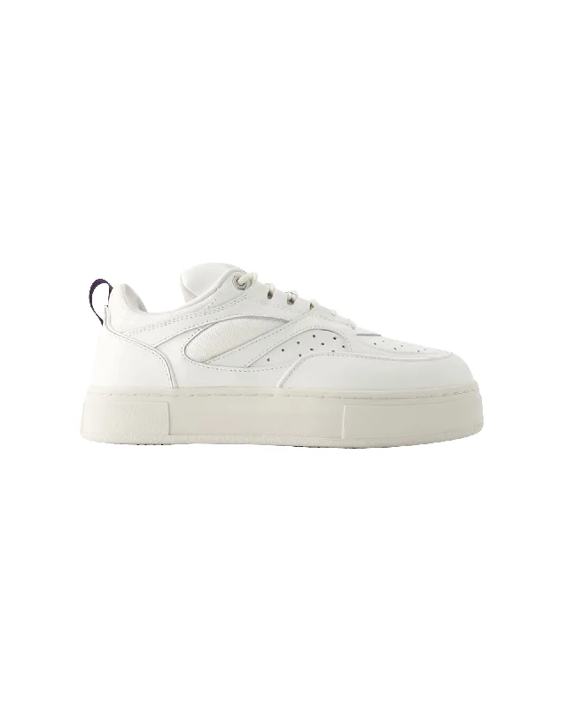 High - Top Women's Leather Sneakers in Black for a Stylish and Durable OptionSidney White Sneakers High - Top Women's Leather Sneakers in Black for a Stylish and Durable OptionSidney White Sneakers