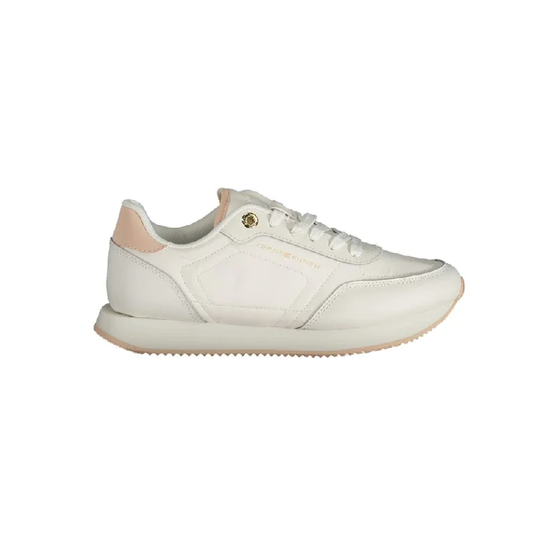 Vegan - Friendly Women's Sneakers Made from Recycled Materials for an Eco - Conscious ChoiceTommy Hilfiger Polyester Women's Sneaker Vegan - Friendly Women's Sneakers Made from Recycled Materials for an Eco - Conscious ChoiceTommy Hilfiger Polyester Women's Sneaker