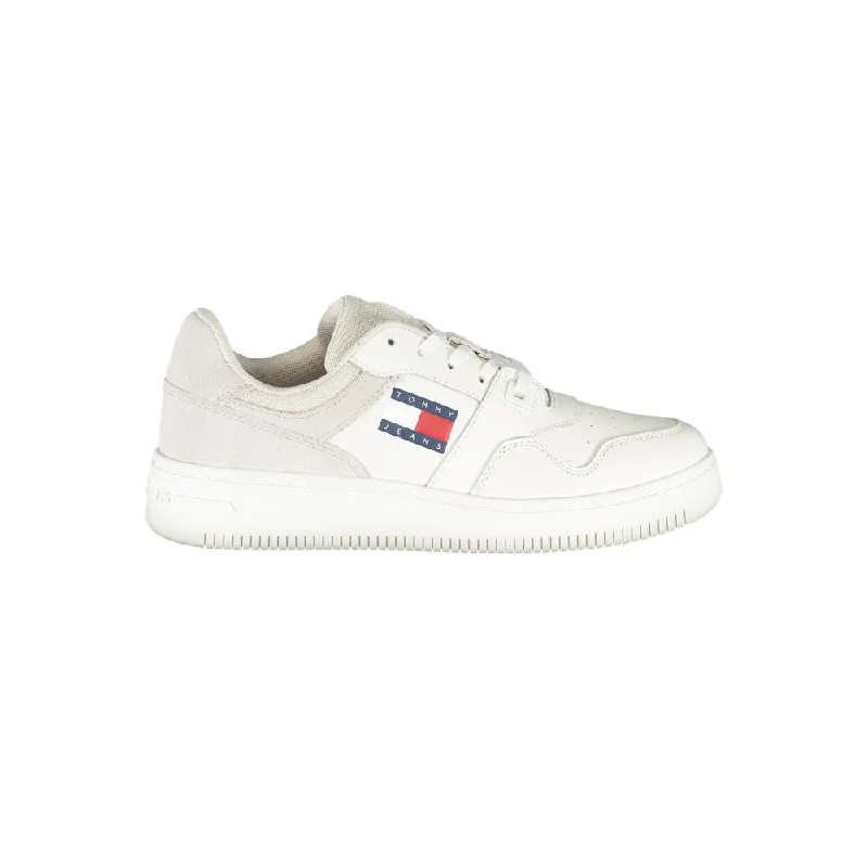 Women's Sneakers with Adjustable Straps for a Customized Fit During High - Impact ExercisesTommy Hilfiger Polyester Women's Sneaker Women's Sneakers with Adjustable Straps for a Customized Fit During High - Impact ExercisesTommy Hilfiger Polyester Women's Sneaker