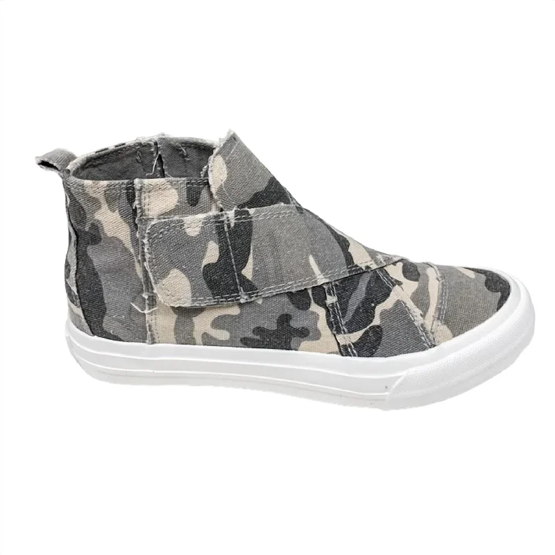 Retro - Style Women's Sneakers in Pastel Colors for a Nostalgic and Fashionable VibeWomen's Florence Sneakers In Grey Camo Retro - Style Women's Sneakers in Pastel Colors for a Nostalgic and Fashionable VibeWomen's Florence Sneakers In Grey Camo