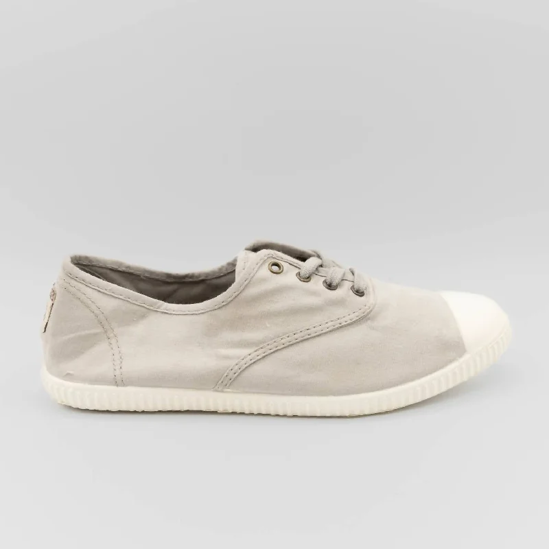 Slip - On Women's Canvas Sneakers in Navy for Easy and Effortless WearWomen's Inglesa Tintada Puntera Sneaker In Beige Slip - On Women's Canvas Sneakers in Navy for Easy and Effortless WearWomen's Inglesa Tintada Puntera Sneaker In Beige