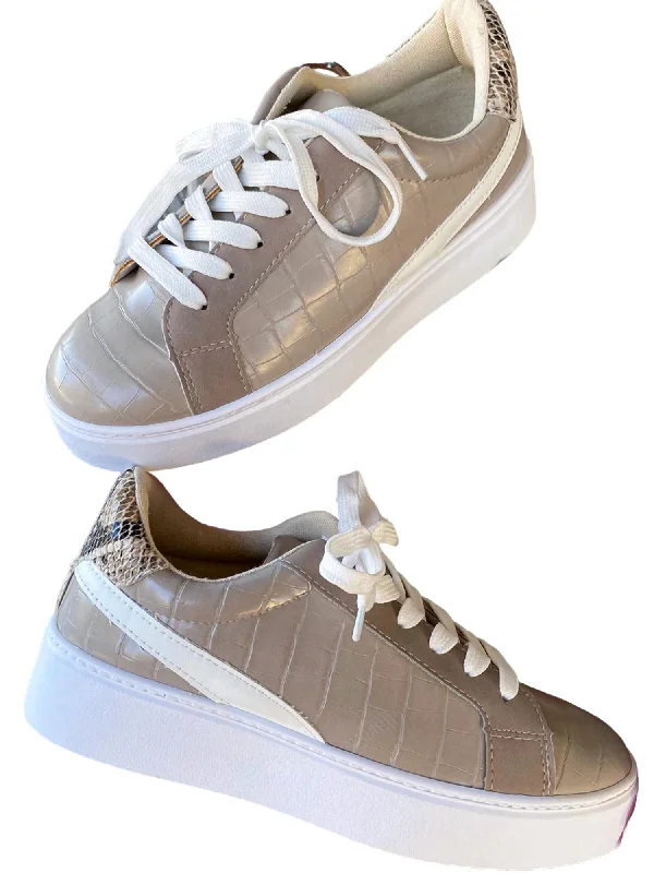 Women's Sneakers with Hidden Wedges for a Subtle Height Boost and Added StyleWomen's Lace Up Sneakers In Tan Women's Sneakers with Hidden Wedges for a Subtle Height Boost and Added StyleWomen's Lace Up Sneakers In Tan
