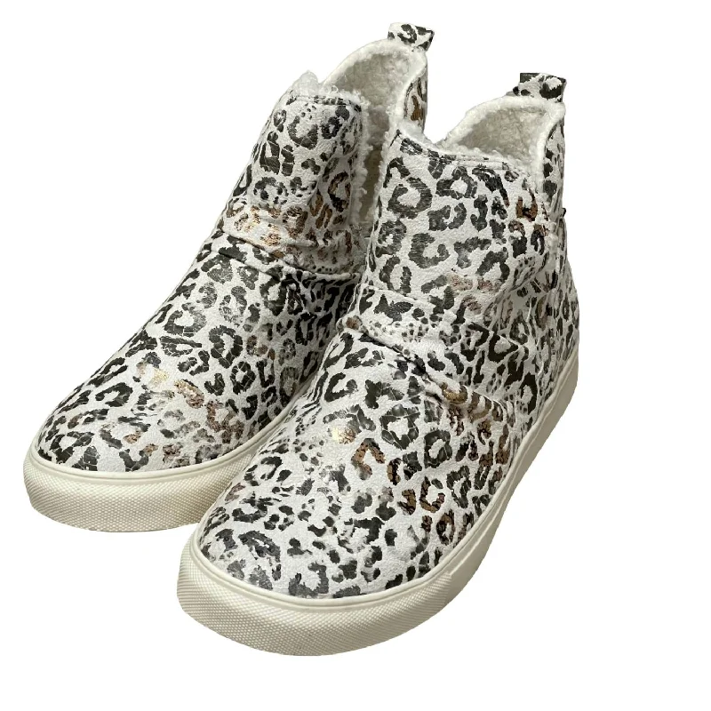 Wide - Width Women's Sneakers for Comfortable Fit for Those with Wider FeetWomen's Rica Sneakers In White Leopard Wide - Width Women's Sneakers for Comfortable Fit for Those with Wider FeetWomen's Rica Sneakers In White Leopard