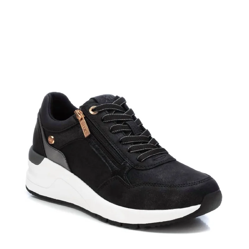Lightweight Knit Women's Sneakers with Arch Support for All - Day ComfortWomen's Wedge Sneakers In Black
